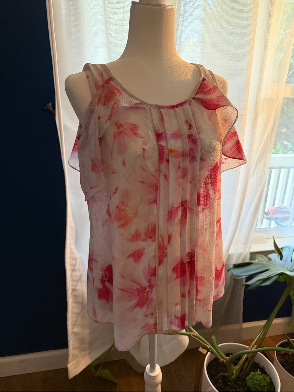 Zac & Rachel Pink Floral Ruffled Sleeveless Camisole
